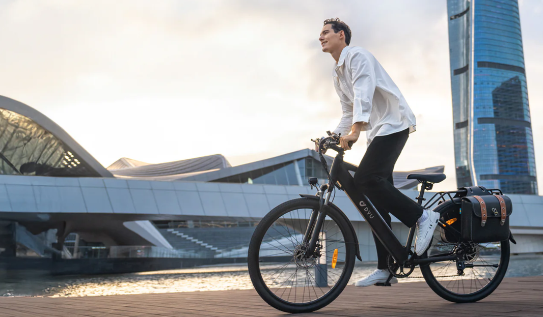 Revolutionize Your Urban Travels with the Electrifying DYU C5 E-Bike!