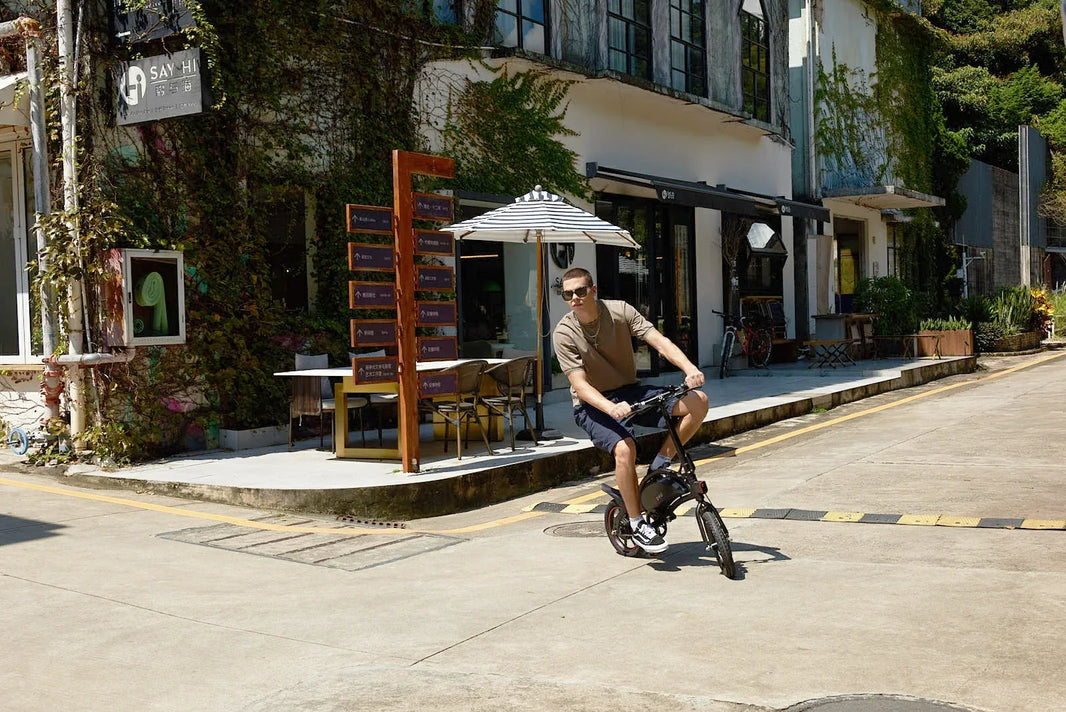 DYU D3F folding e-bike on a UK street for theft prevention planning