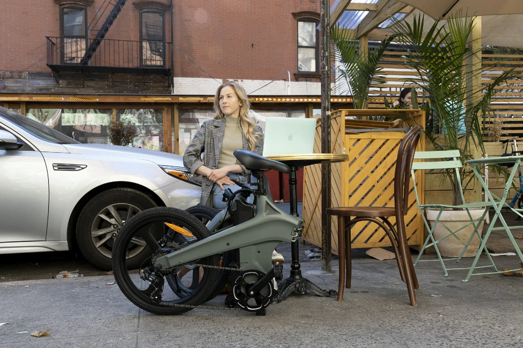 DYU T1 folding e-bike for UK commuter buying guide